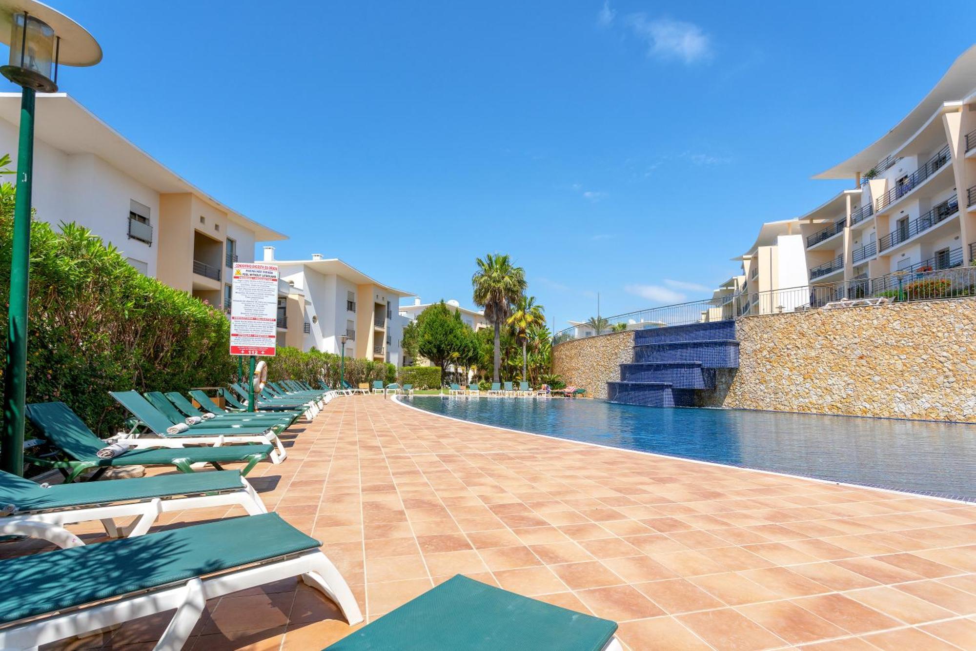 Bnb Homes Ocean View Apartment With Huge Sunny Terrace, 2 Swimming Pools & Tennis Court البوفيرا المظهر الخارجي الصورة